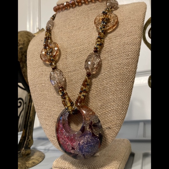 Jewelry - Colorful elegant necklace!